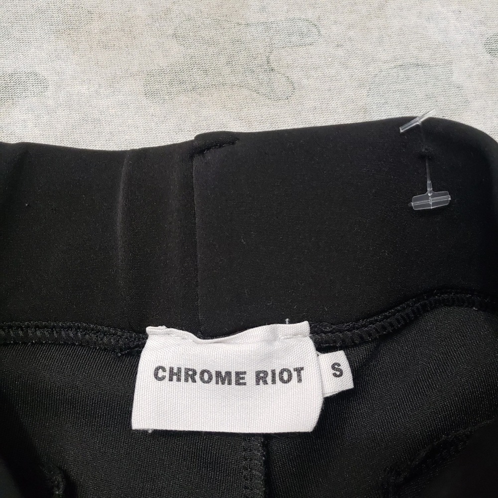 Chrome Riot Pants Women Small Black Wide Leg Pleated Pull On - Picture 6 of 10